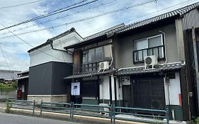 奈良公園徒歩15分古民家リノベーション貸切一軒家 Guest House奈良紀寺